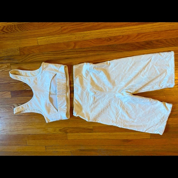 2 Piece Workout Set - Picture 2 of 4